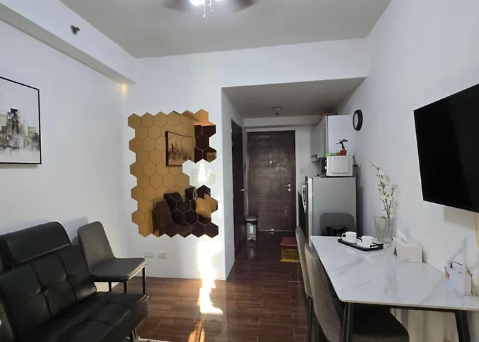 Aparthotel Air Residences Makati *
